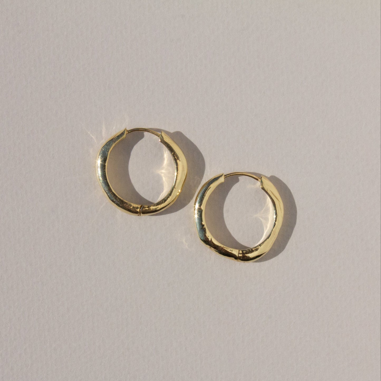 Wabi Hinge Hoops