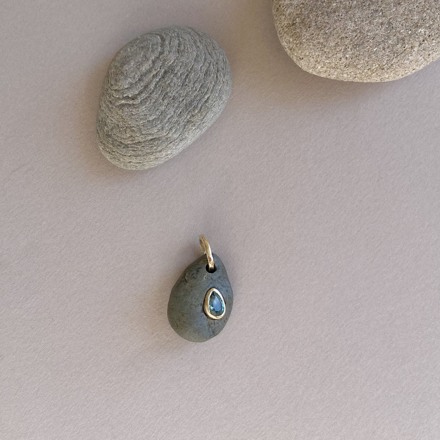 Pear Drop Sapphire in Rock