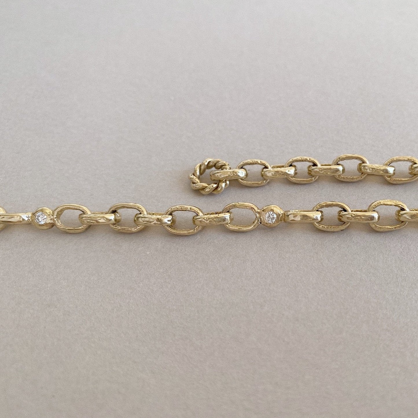 Diamond Oak Chain Necklace